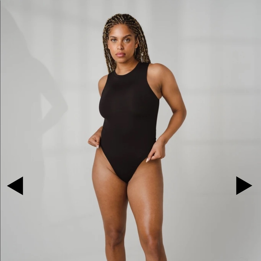 Allora bodysuit, Color-midnight, Balance Athletica/Vitality